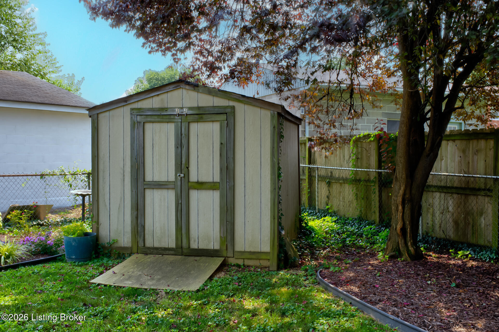 4012 Landside Dr Property Photo 40