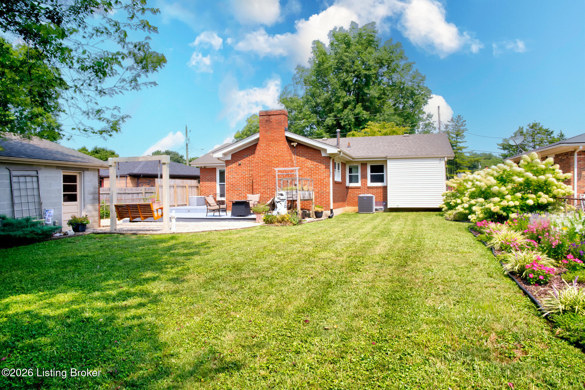 4012 Landside Dr Property Photo 42