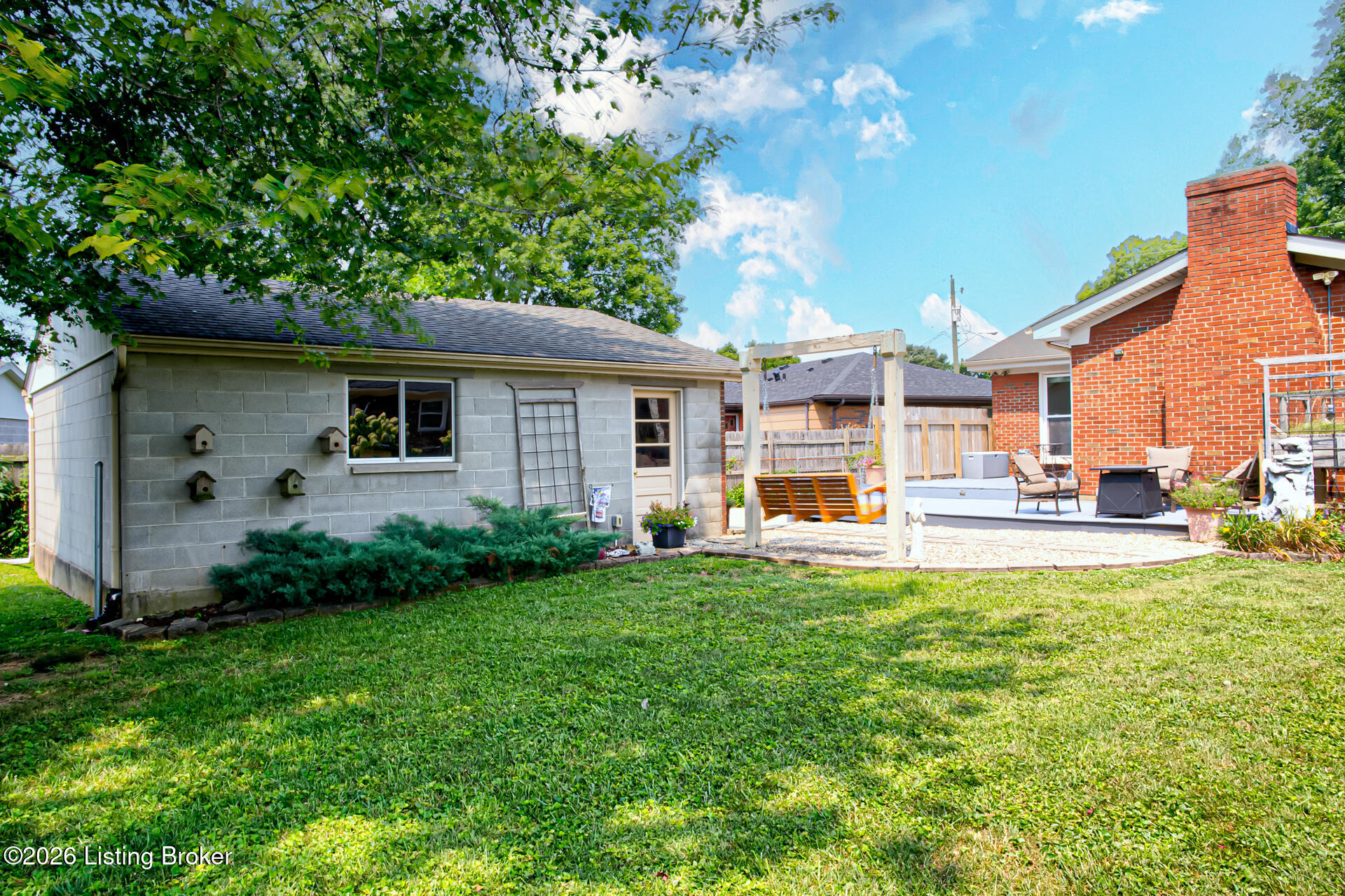 4012 Landside Dr Property Photo 43
