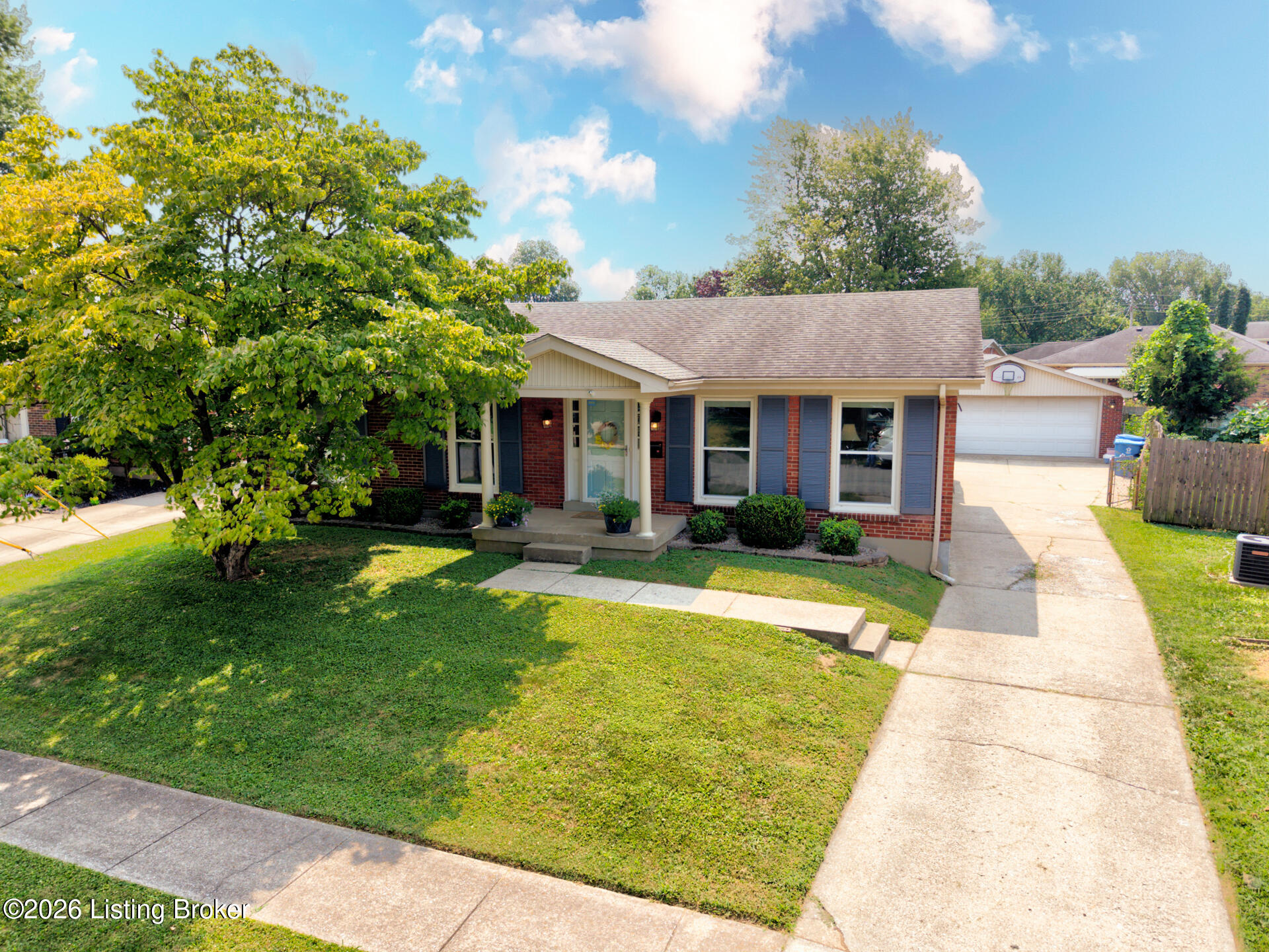 4012 Landside Dr Property Photo 46
