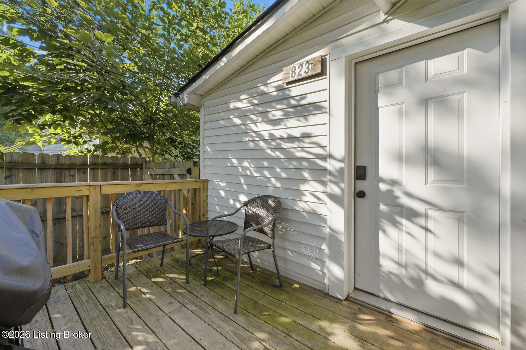 823 Forrest St Property Photo 25