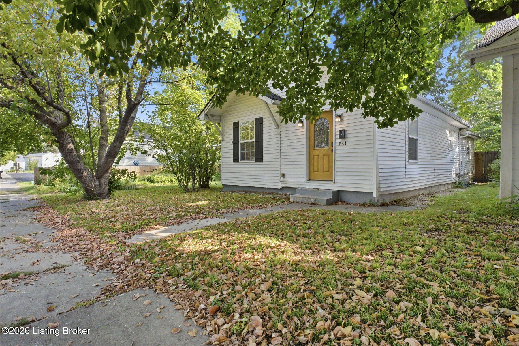 823 Forrest St Property Photo 39