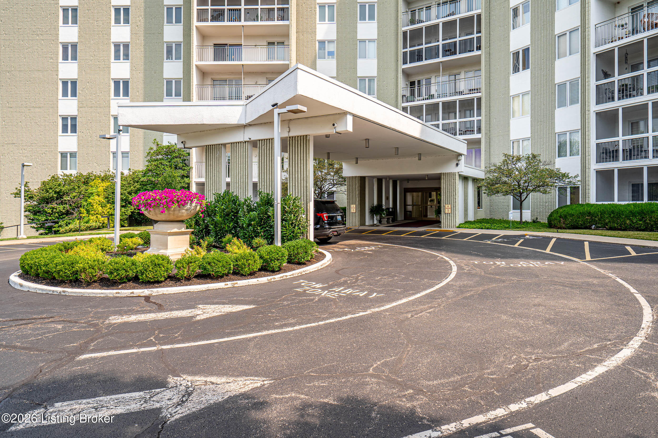 5100 Us Highway 42 Apt 622 Property Photo 2
