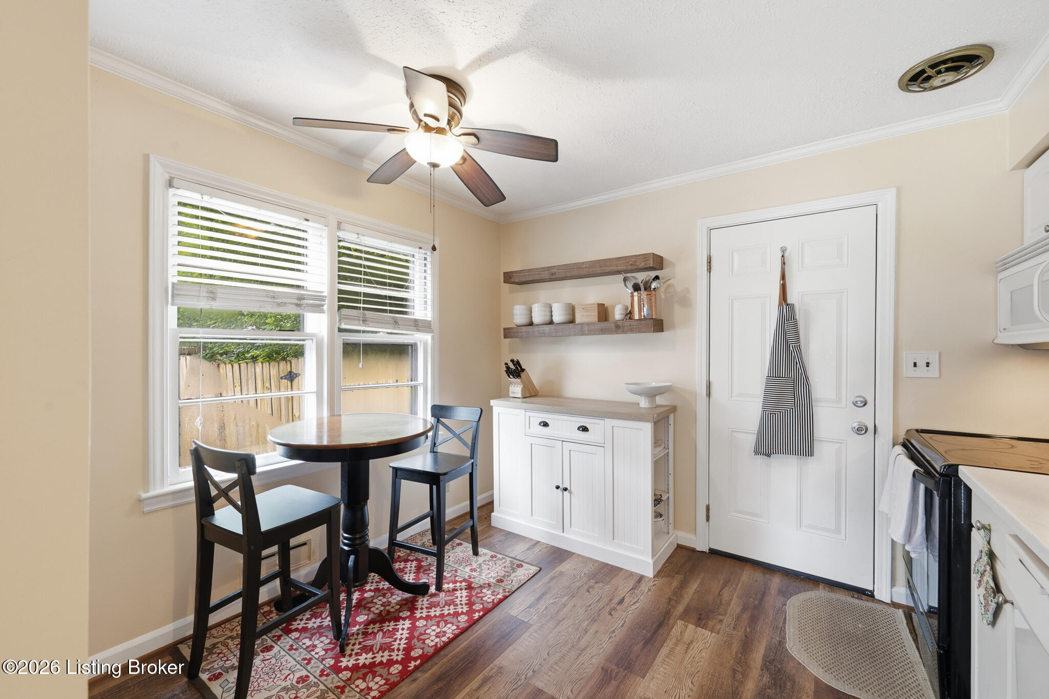 2512 Browns Ln Property Photo 14