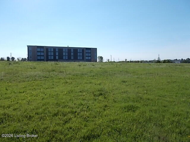 2 Creekview Ct Property Photo 2
