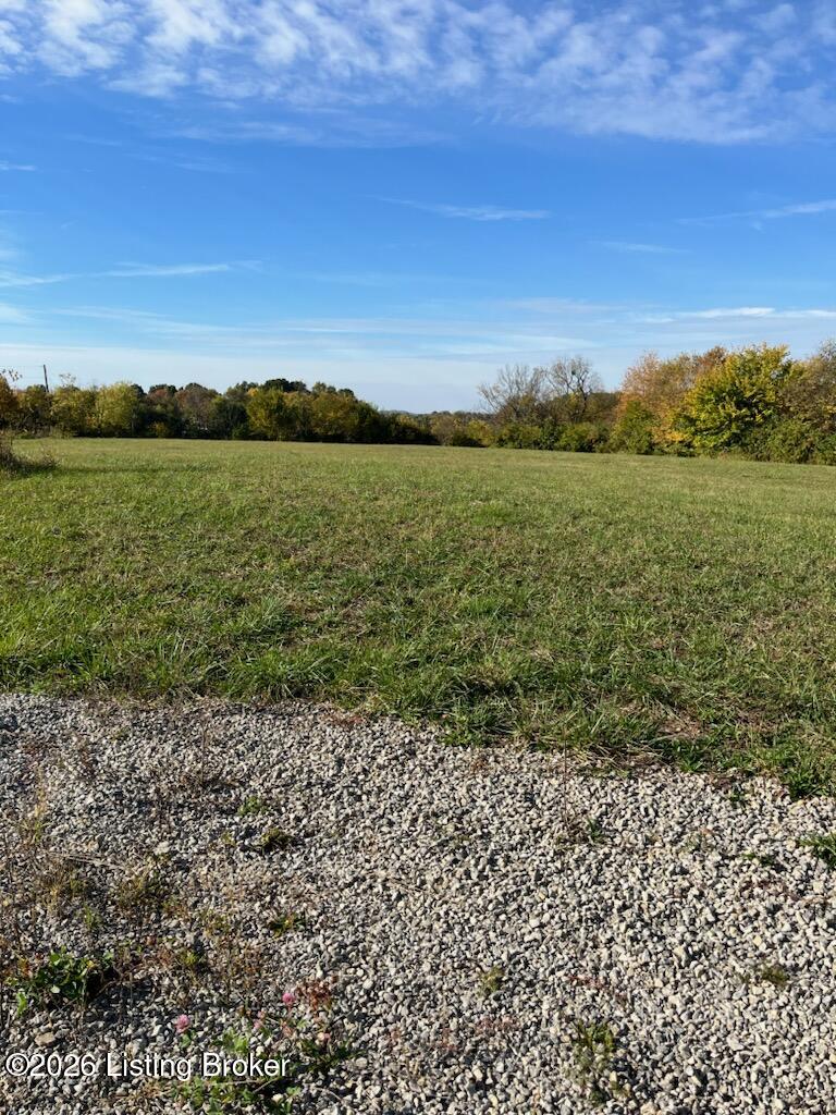 2 Creekview Ct Property Photo 5