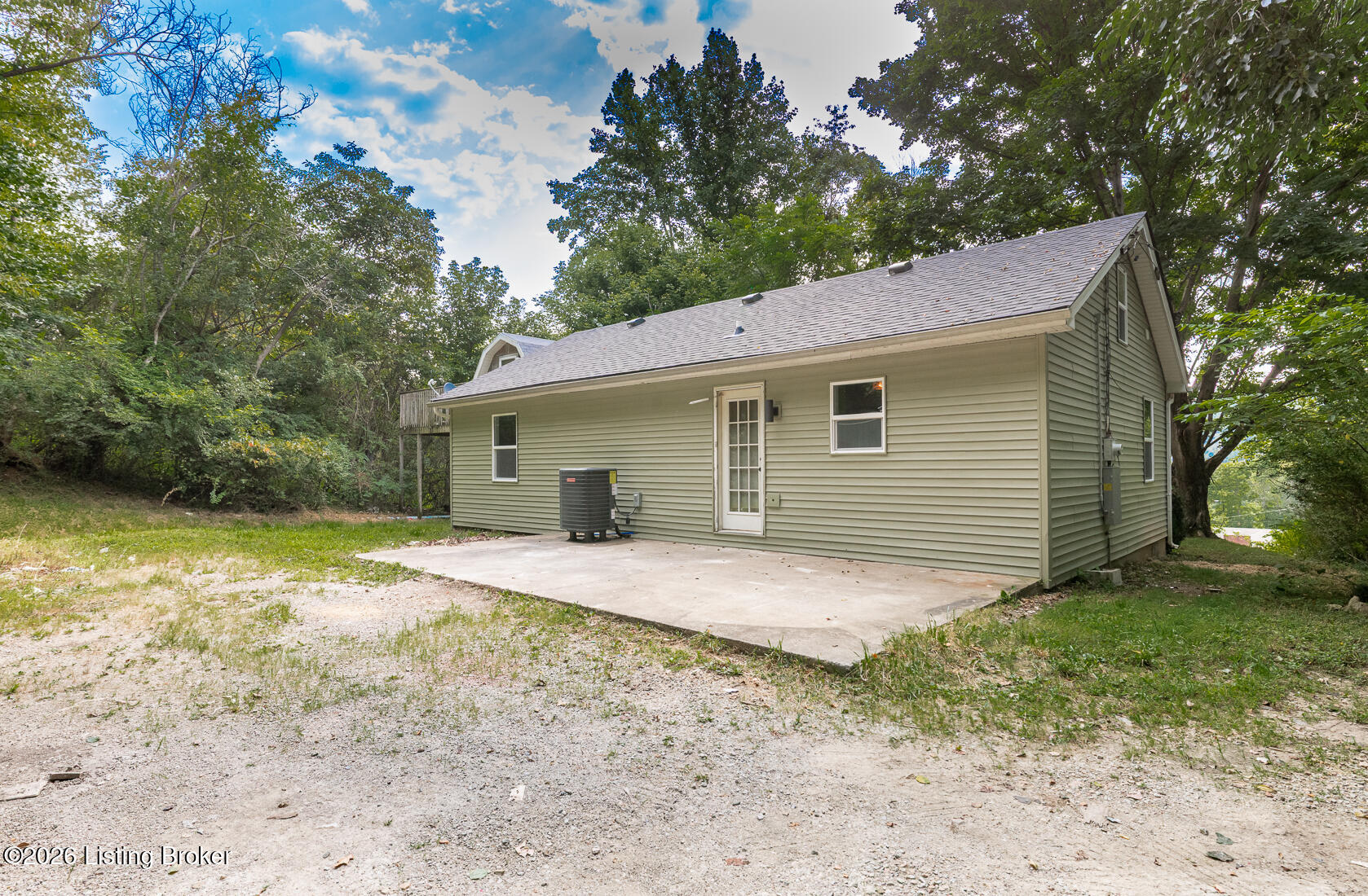4453 Knob Creek Rd Property Photo 10