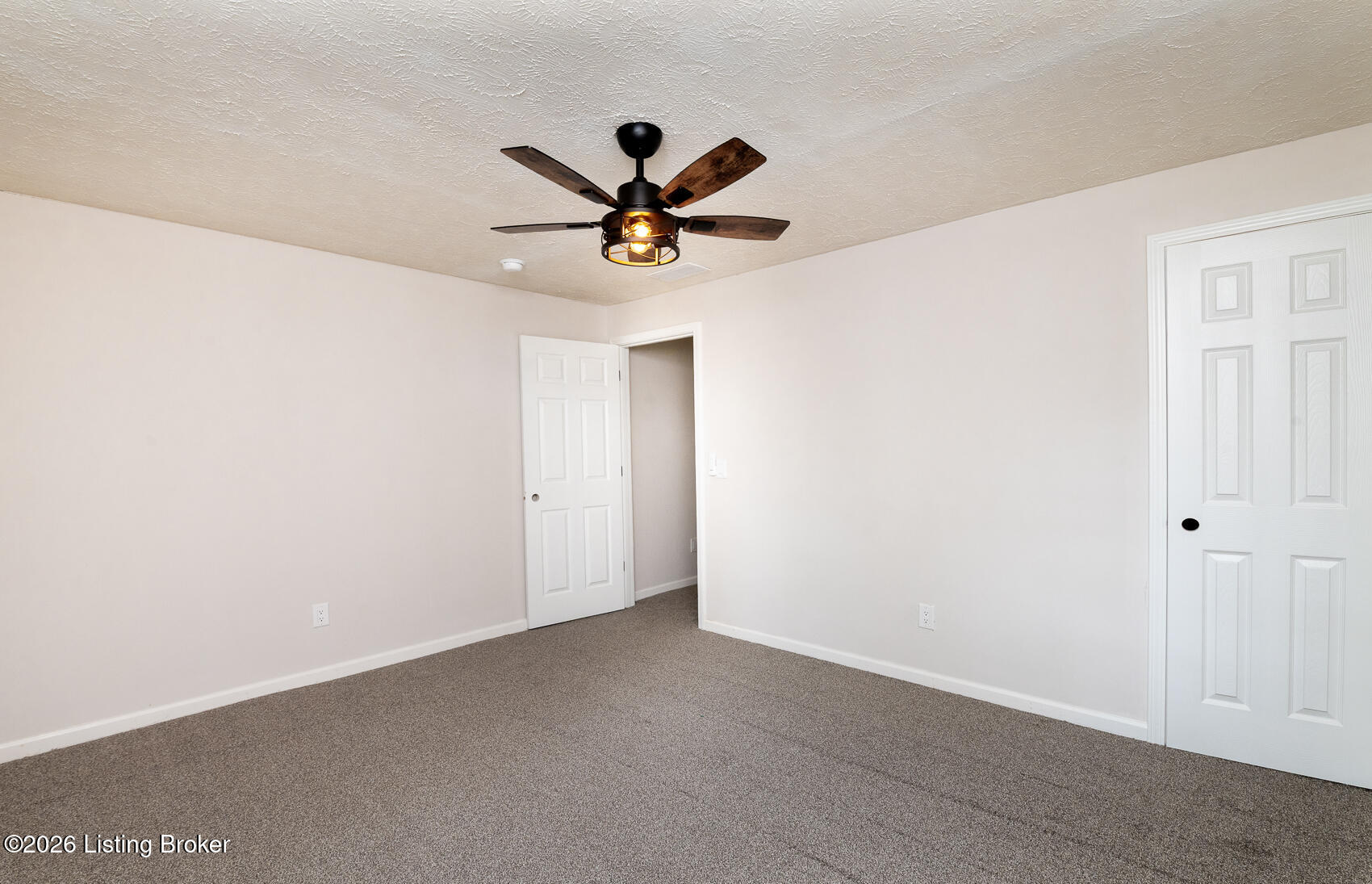 4453 Knob Creek Rd Property Photo 32