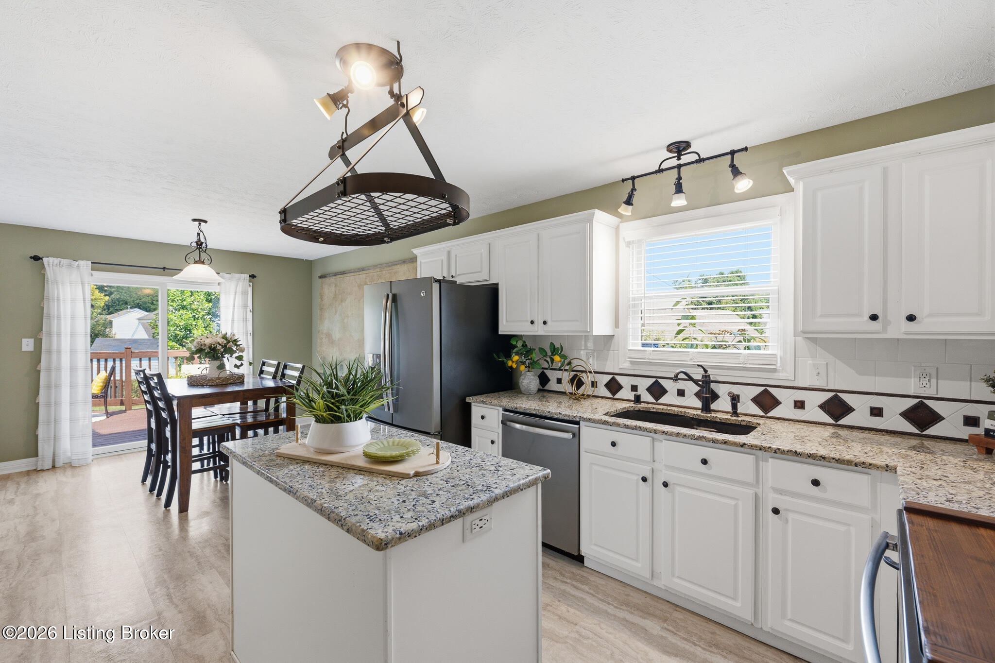 14223 Academy Ridge Blvd Property Photo 4