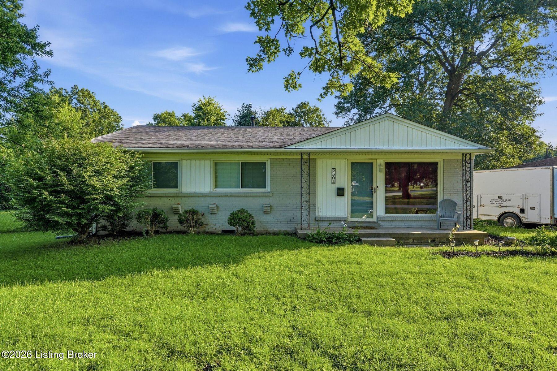 2501 Wyckford Way Property Photo 1
