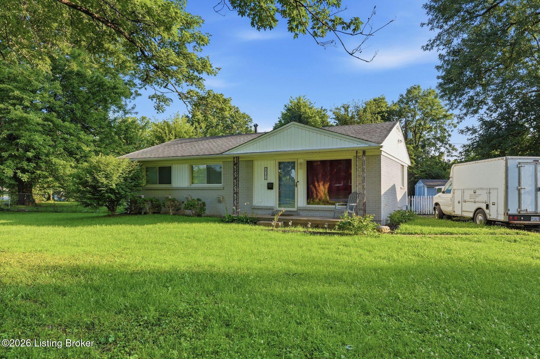 2501 Wyckford Way Property Photo 2