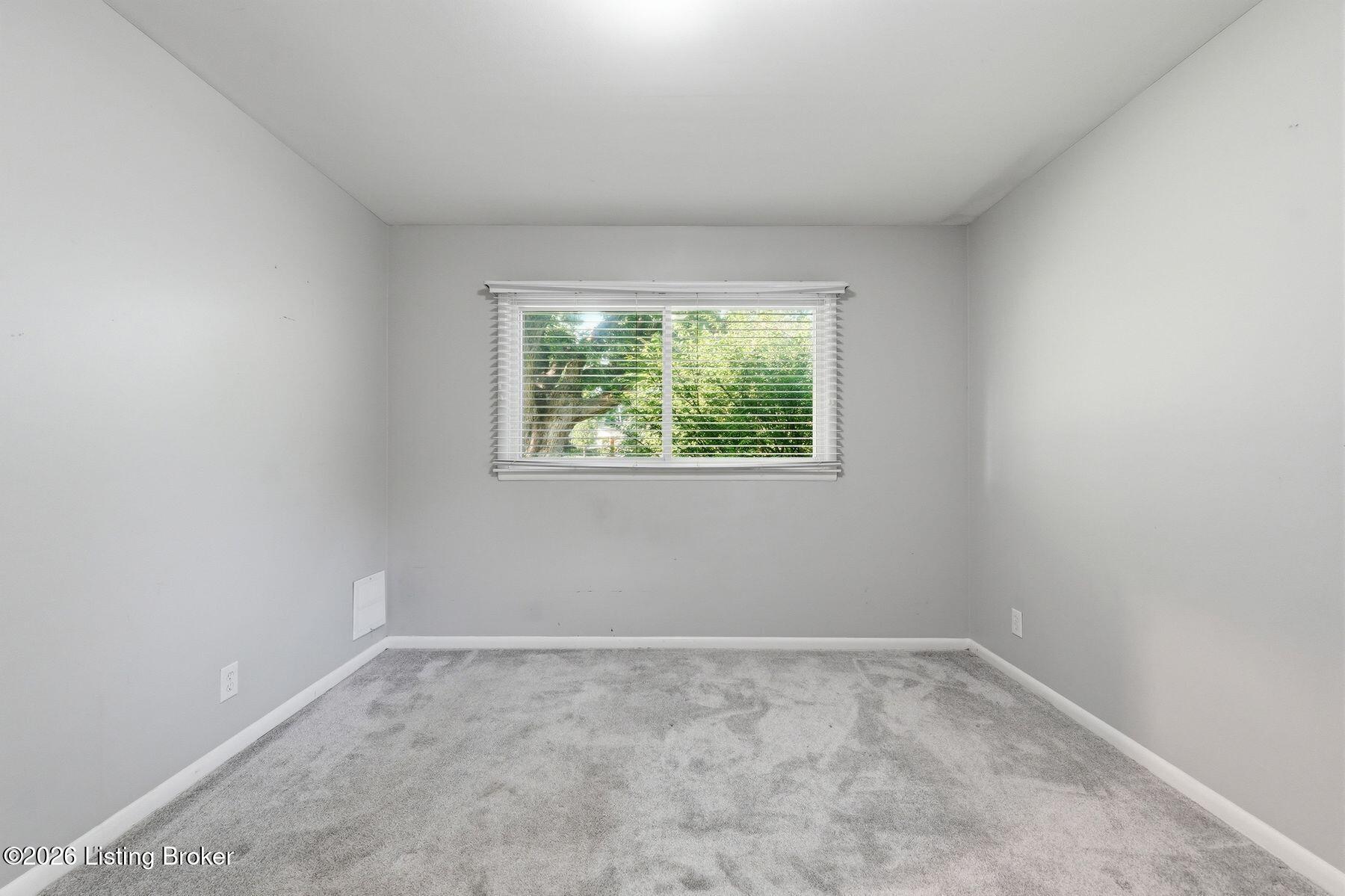 2501 Wyckford Way Property Photo 18