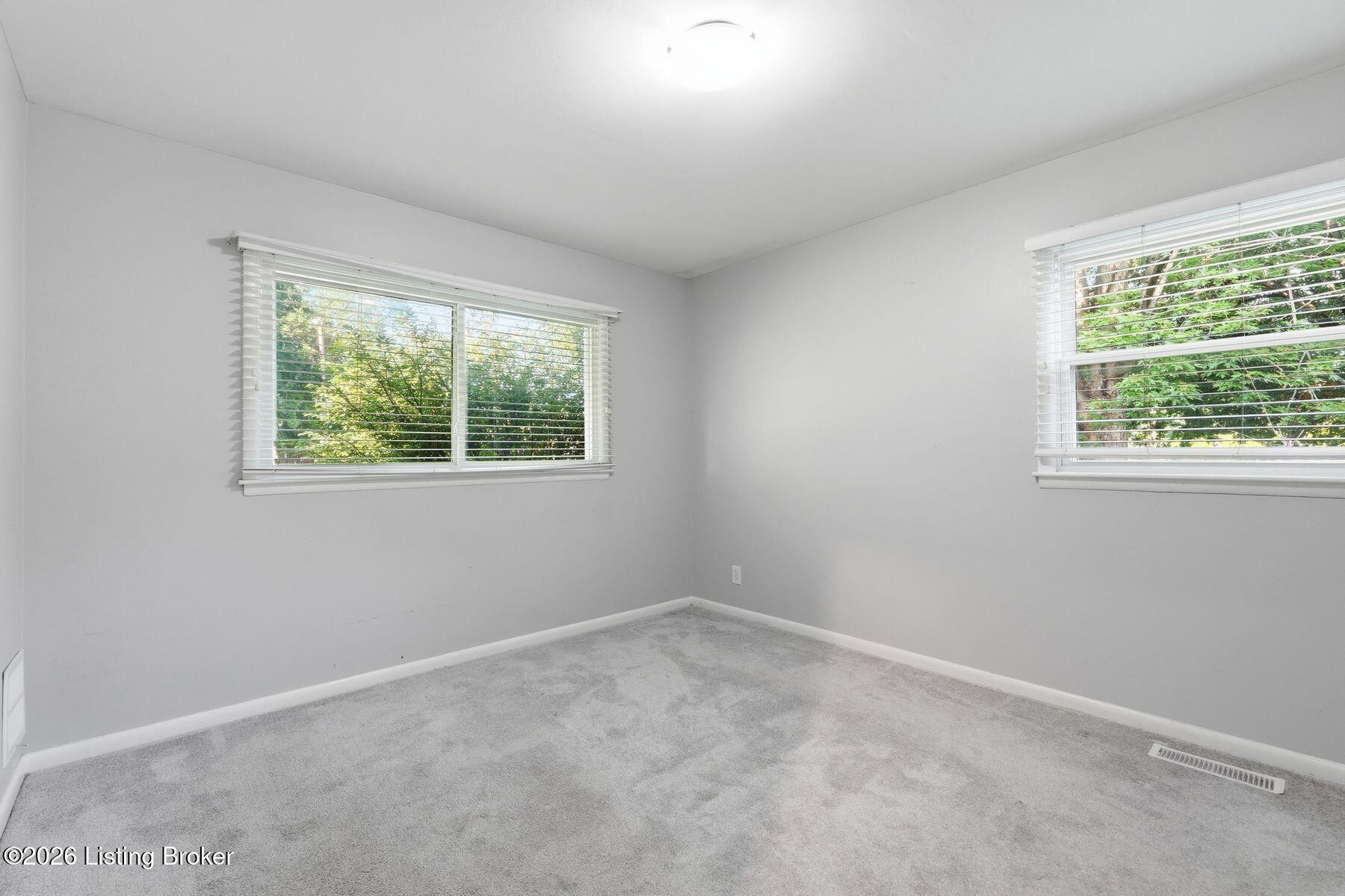 2501 Wyckford Way Property Photo 19