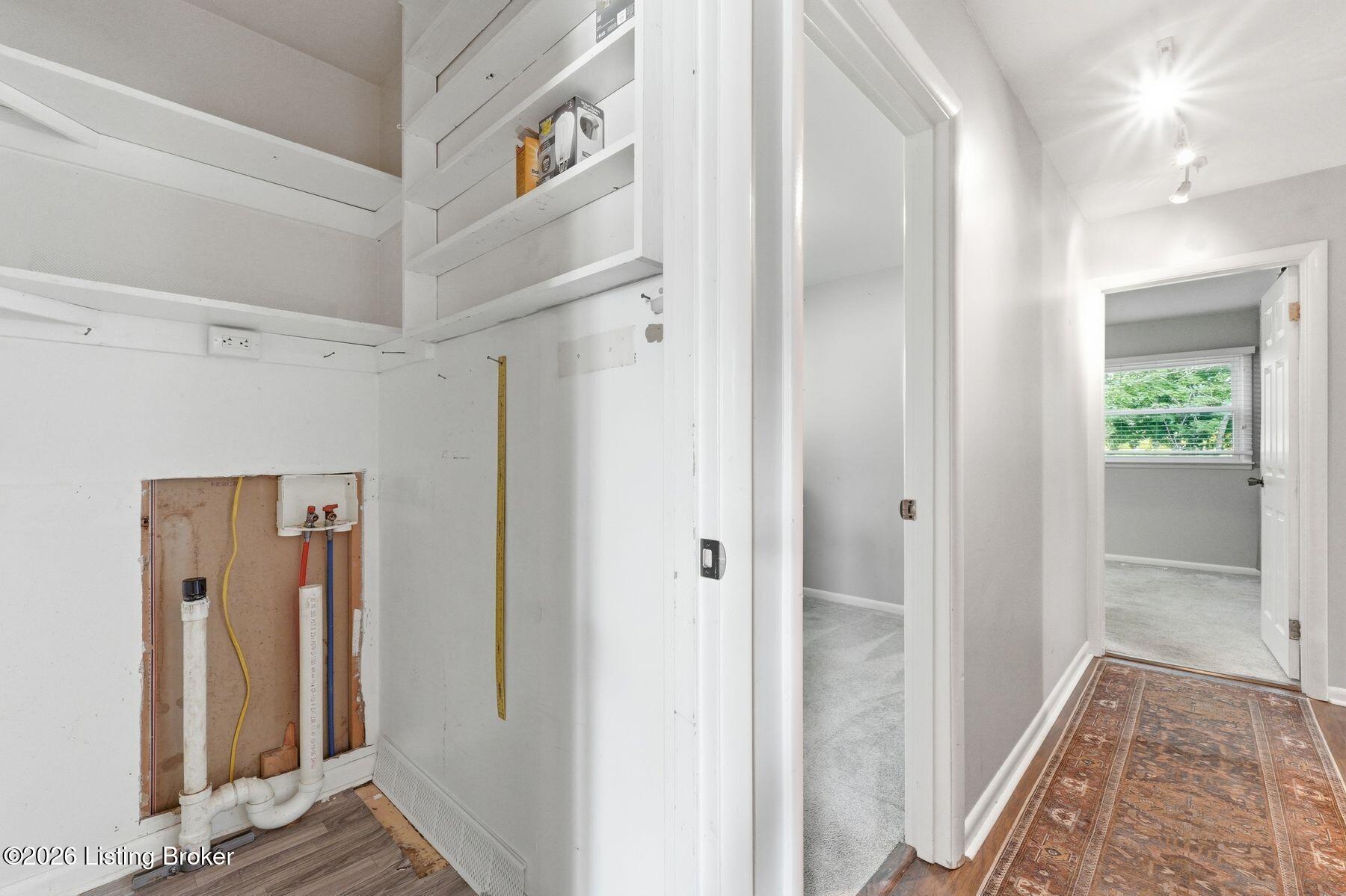 2501 Wyckford Way Property Photo 29