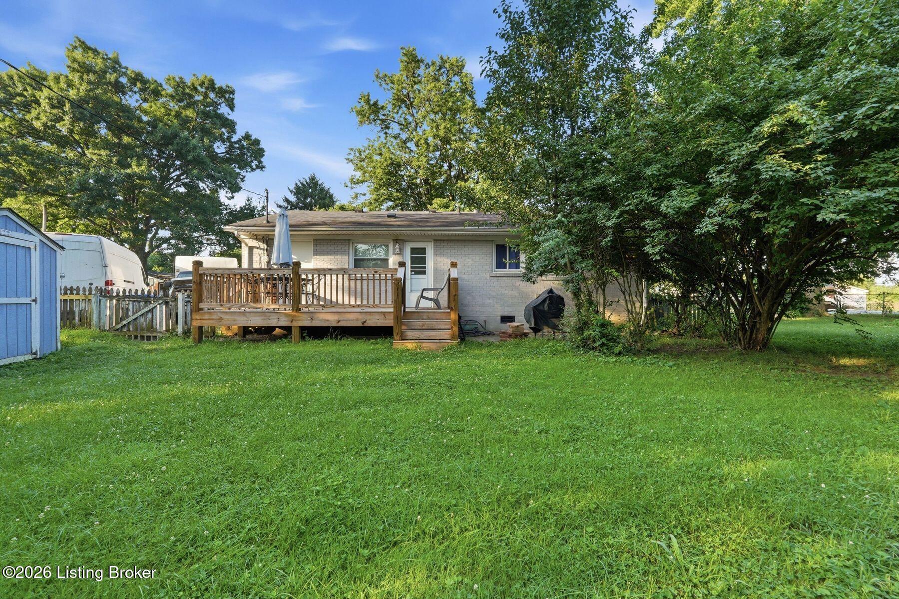 2501 Wyckford Way Property Photo 34