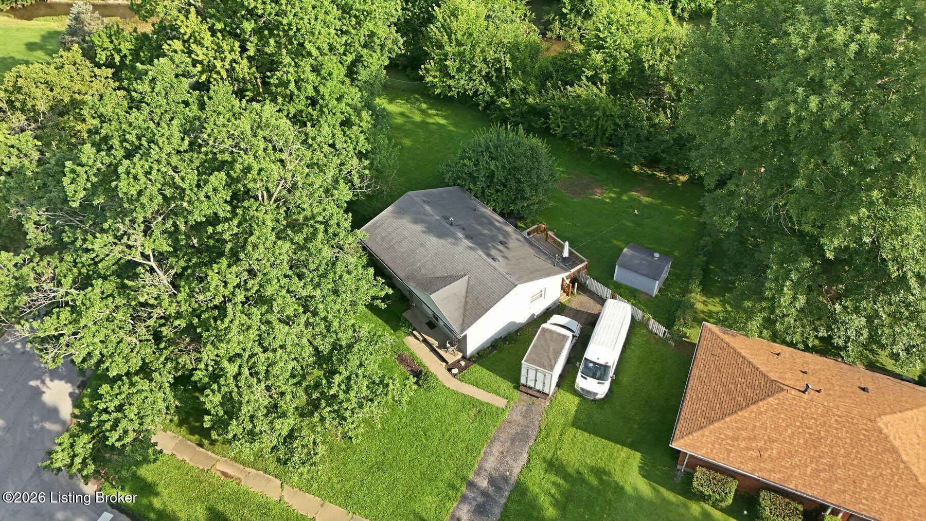 2501 Wyckford Way Property Photo 35