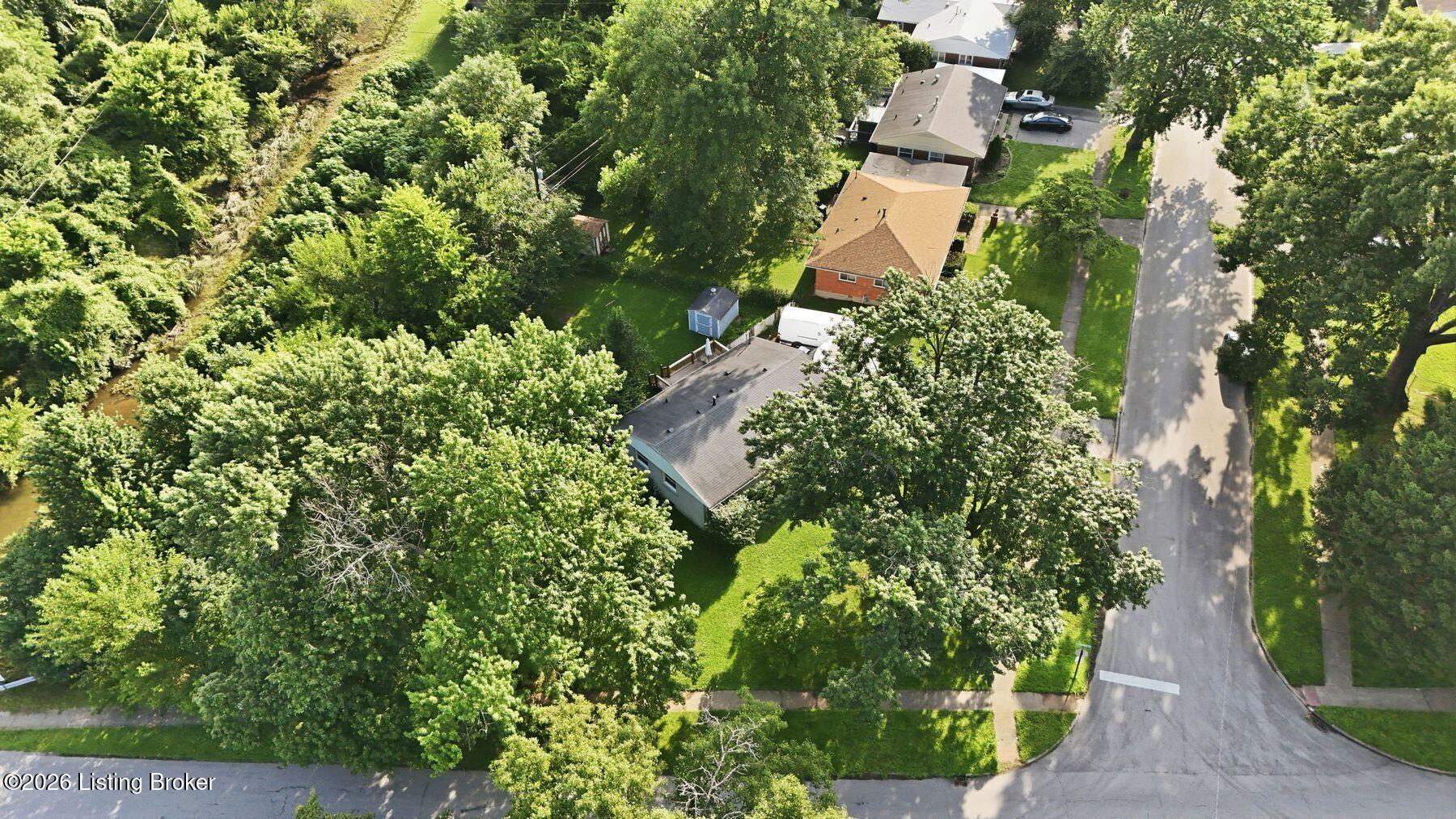 2501 Wyckford Way Property Photo 37