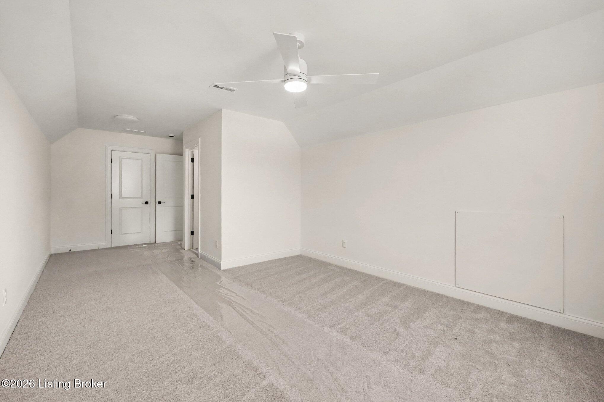 17618 Fox Spring Way Property Photo 23