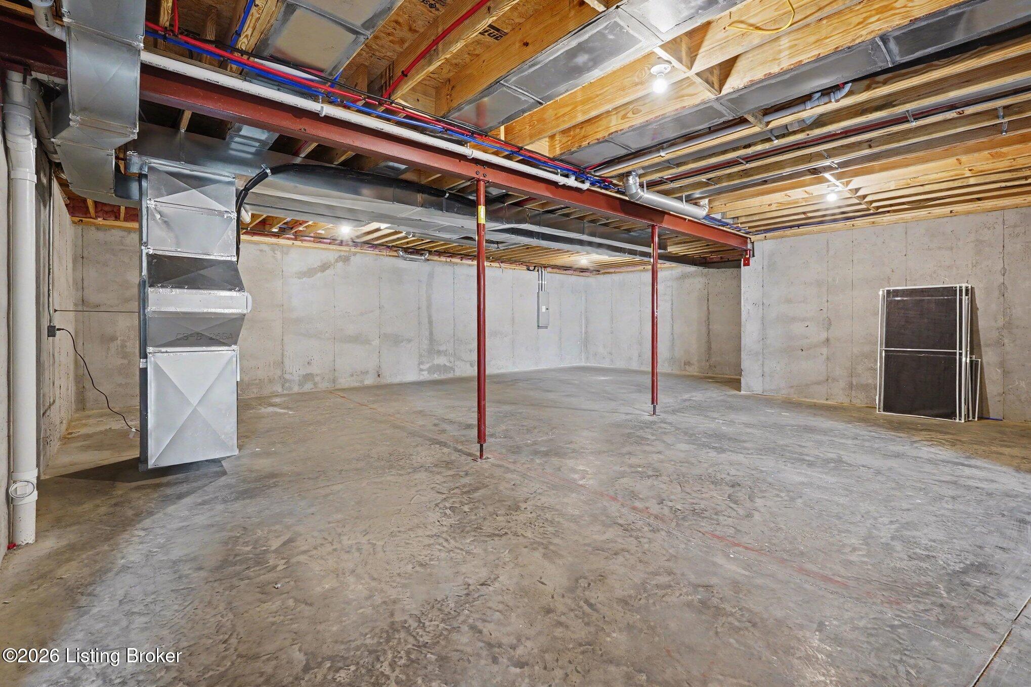 17618 Fox Spring Way Property Photo 27
