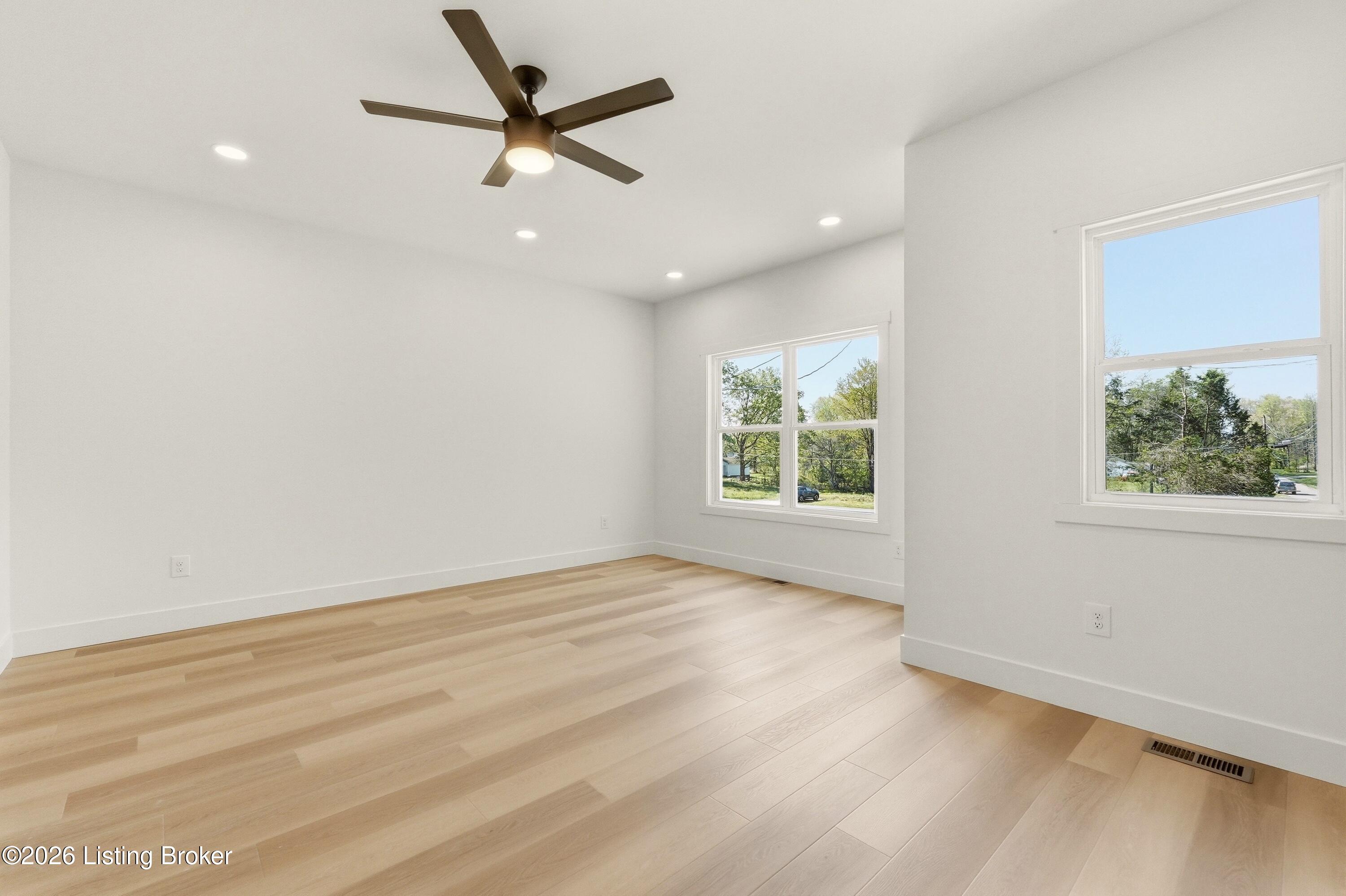 6592 Sylvania No 6 Rd Property Photo 14