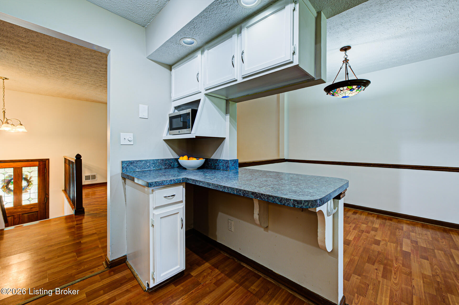 2311 Tyler Ln Property Photo 12