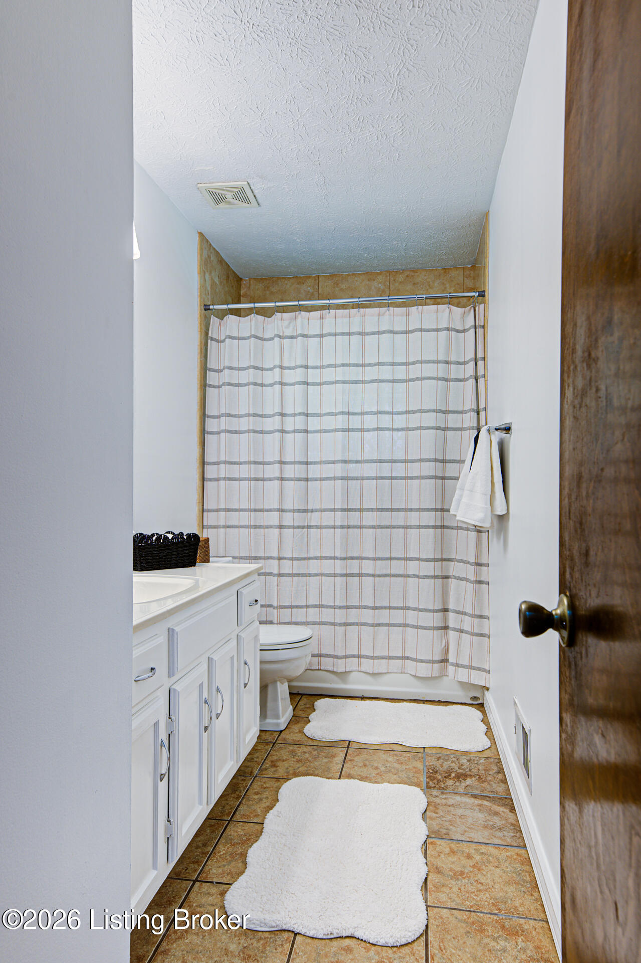 2311 Tyler Ln Property Photo 23