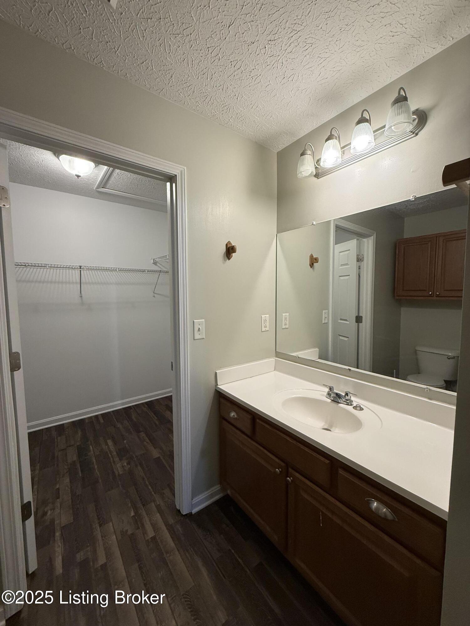 111 Calumet Ct Property Photo 19