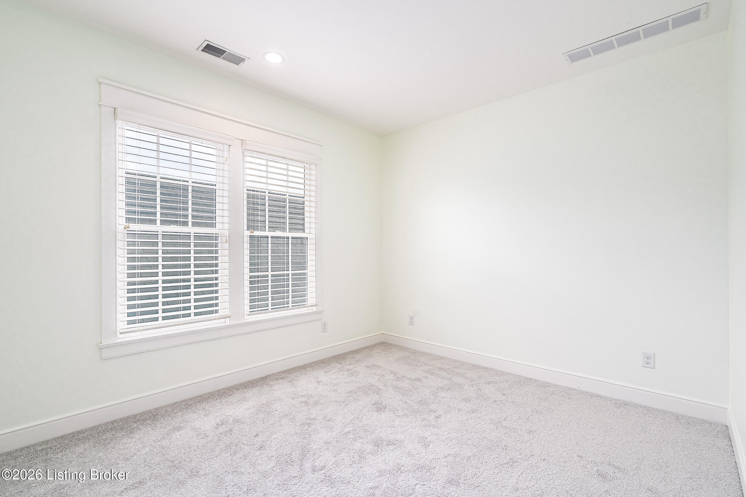 9513 Indian Pipe Ln Property Photo 31