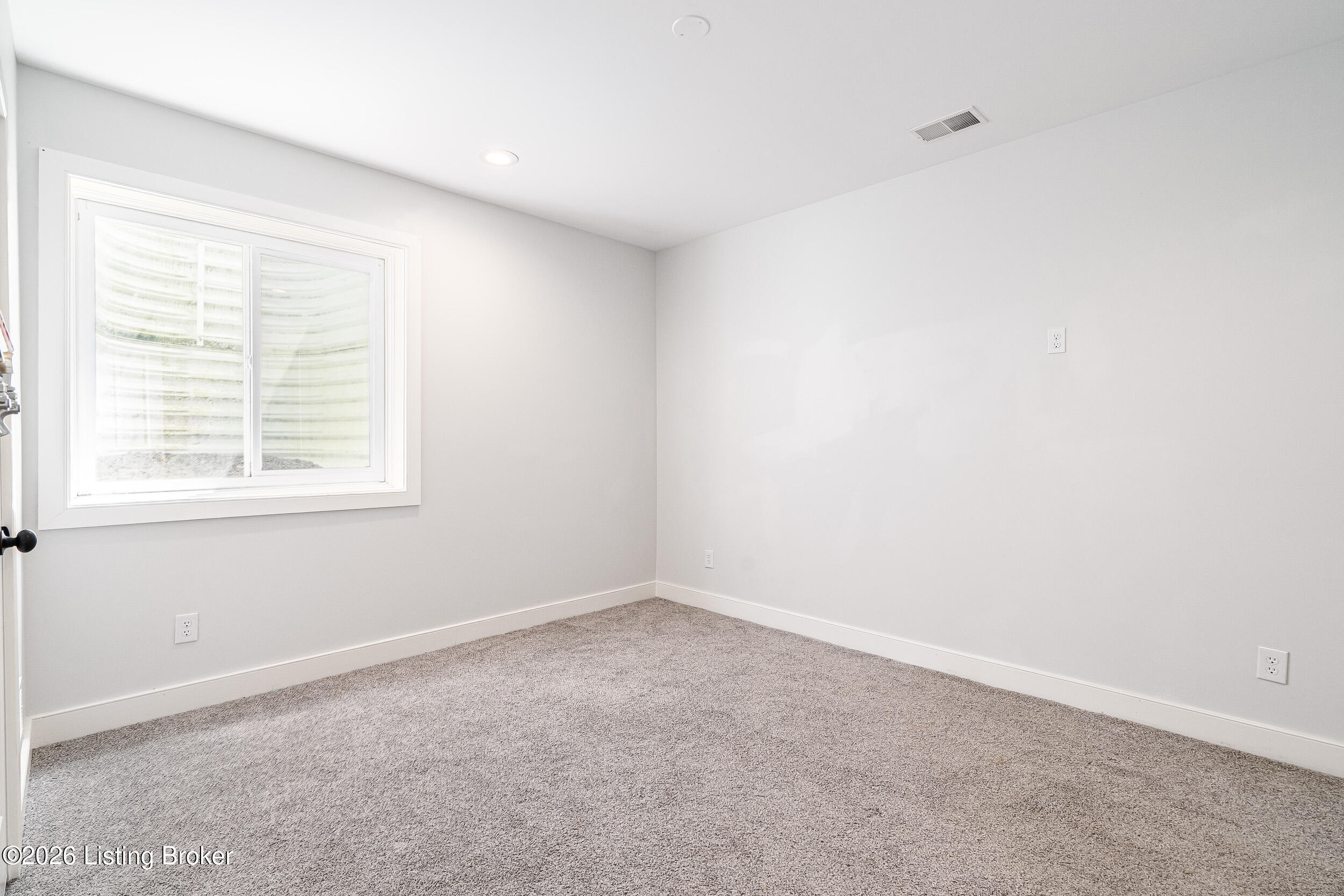 9513 Indian Pipe Ln Property Photo 46