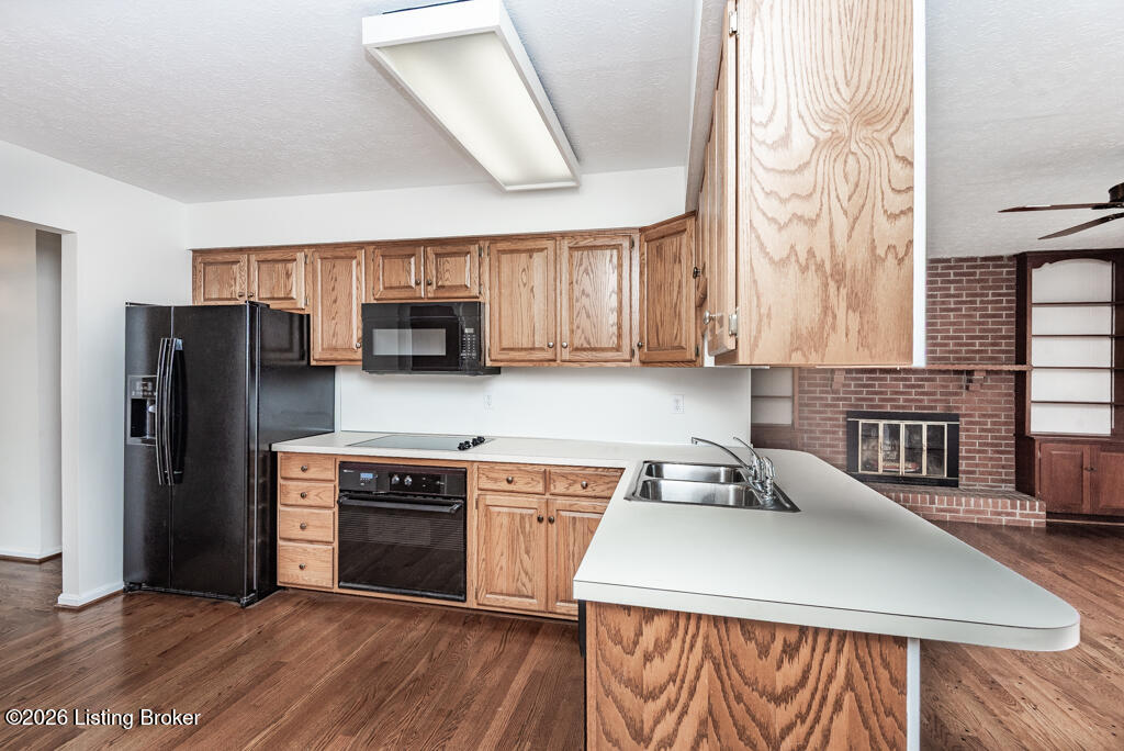 2311 Pikes Peak Blvd Property Photo 12