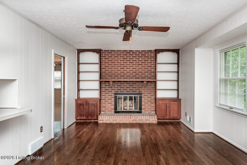 2311 Pikes Peak Blvd Property Photo 14