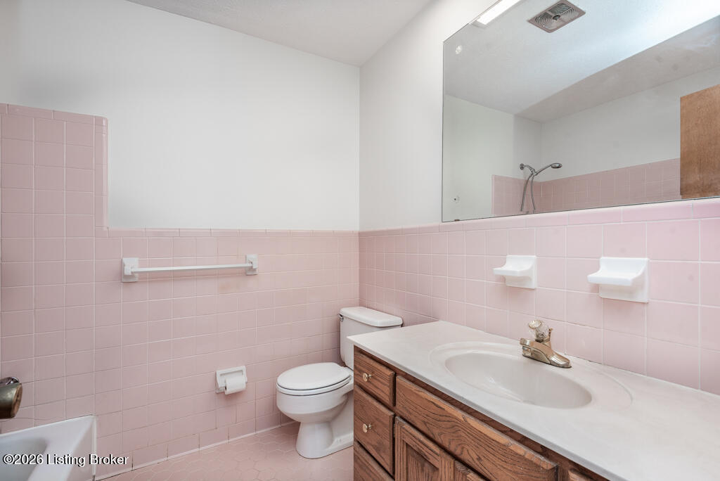2311 Pikes Peak Blvd Property Photo 23