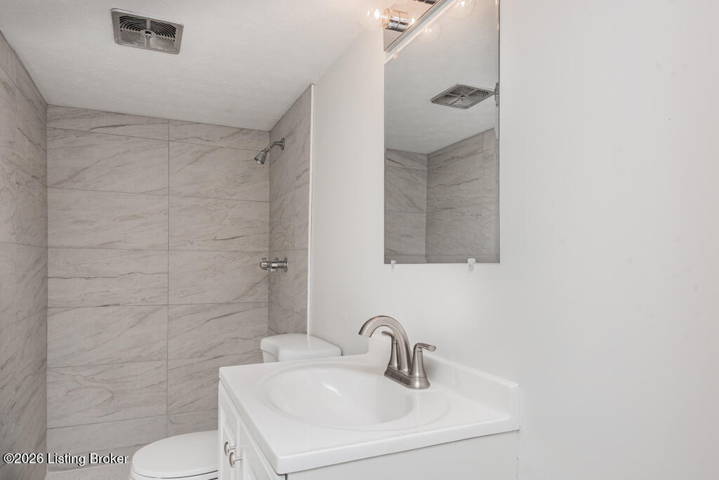 2311 Pikes Peak Blvd Property Photo 27