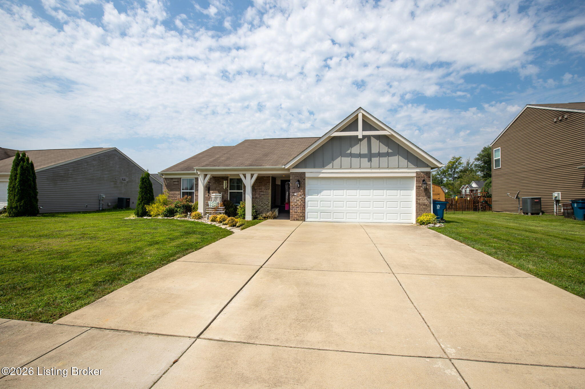 111 Gadwall Ct Property Photo 3