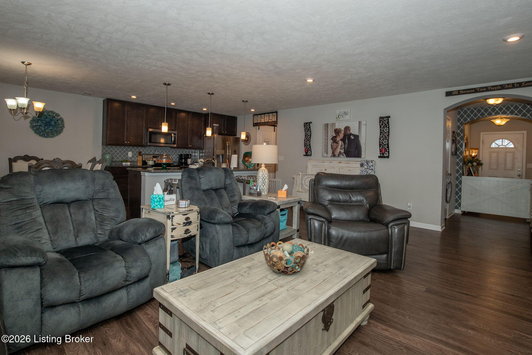 111 Gadwall Ct Property Photo 6