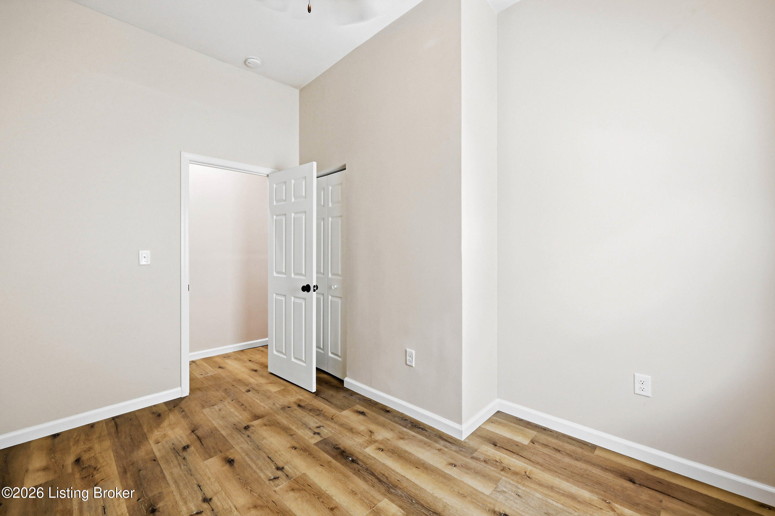1551 Dumesnil St Property Photo 15