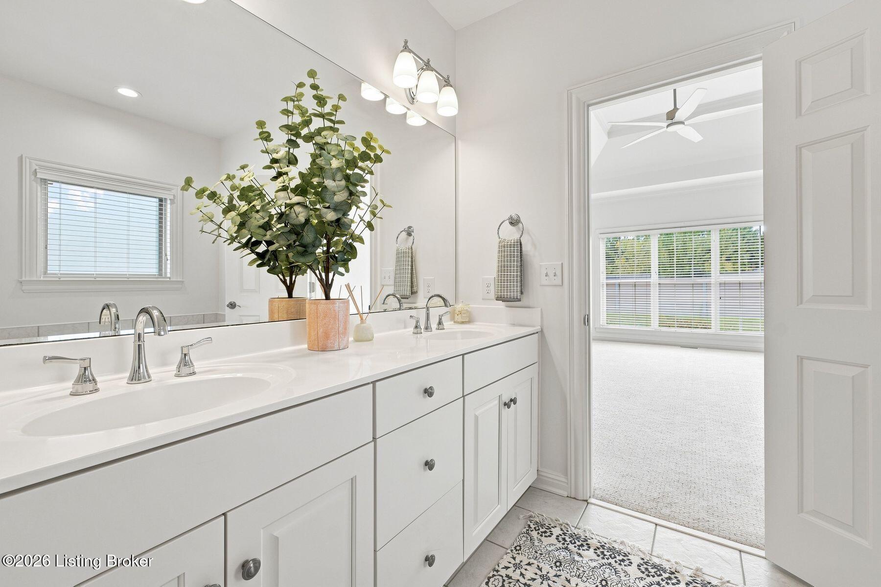 5304 Wolfpen Woods Dr Property Photo 34