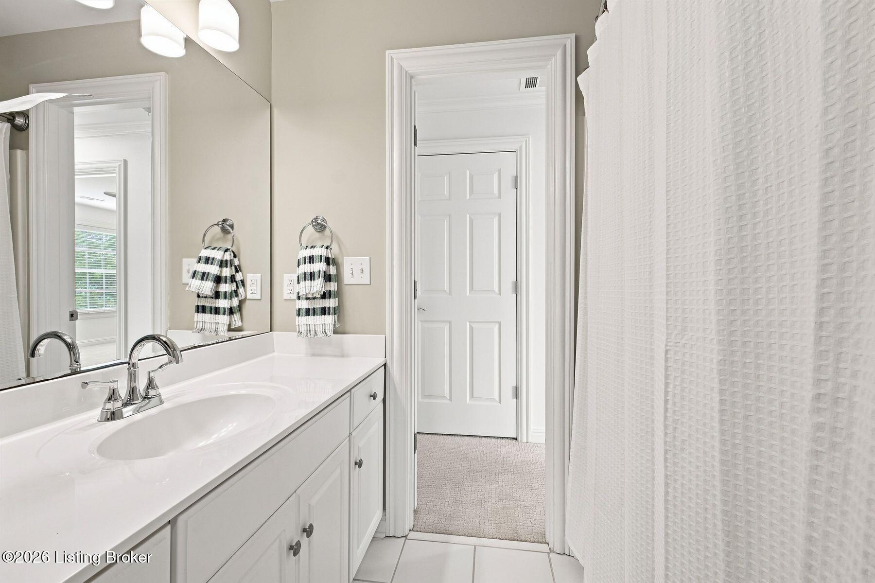 5304 Wolfpen Woods Dr Property Photo 38