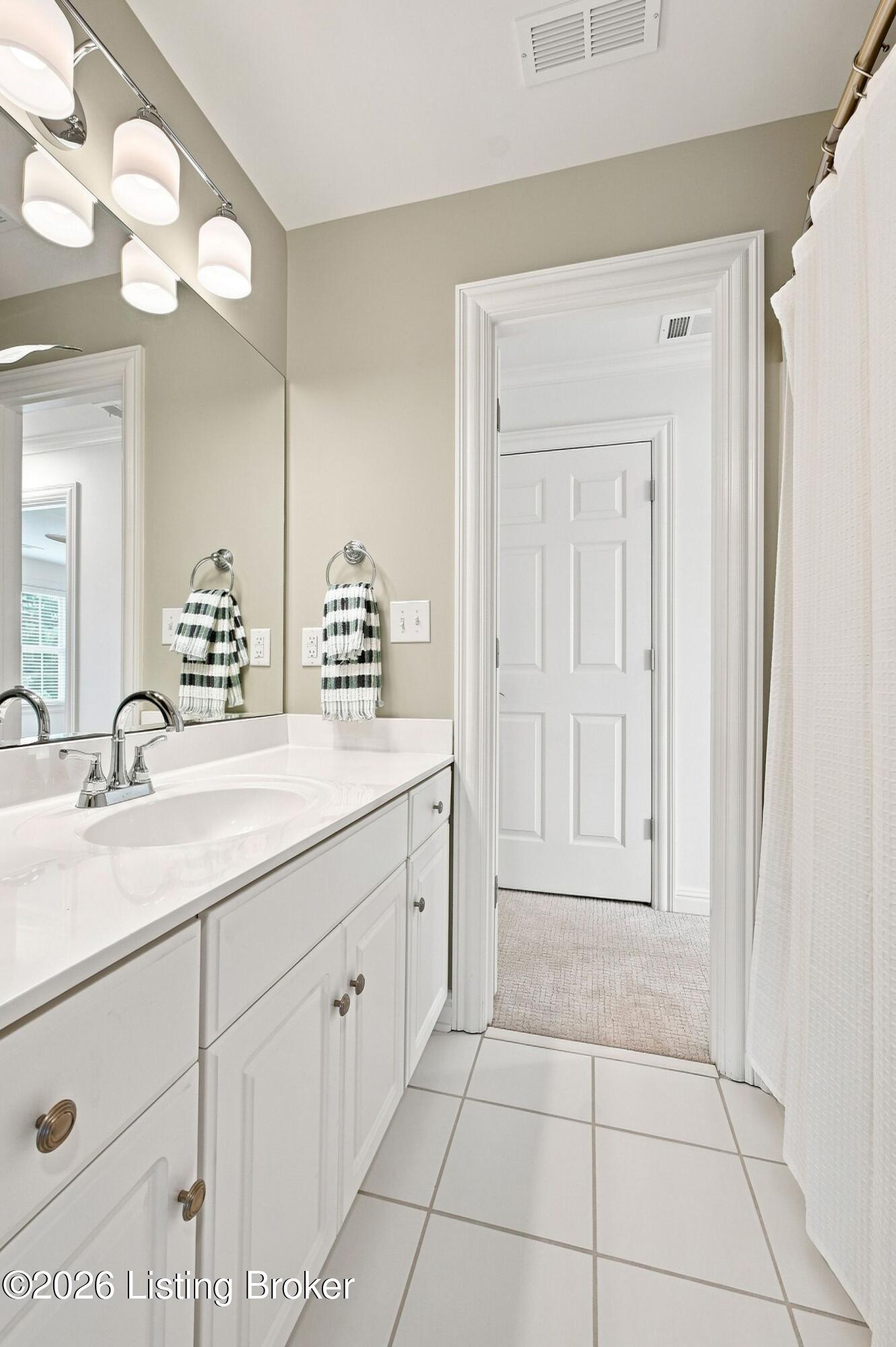 5304 Wolfpen Woods Dr Property Photo 39
