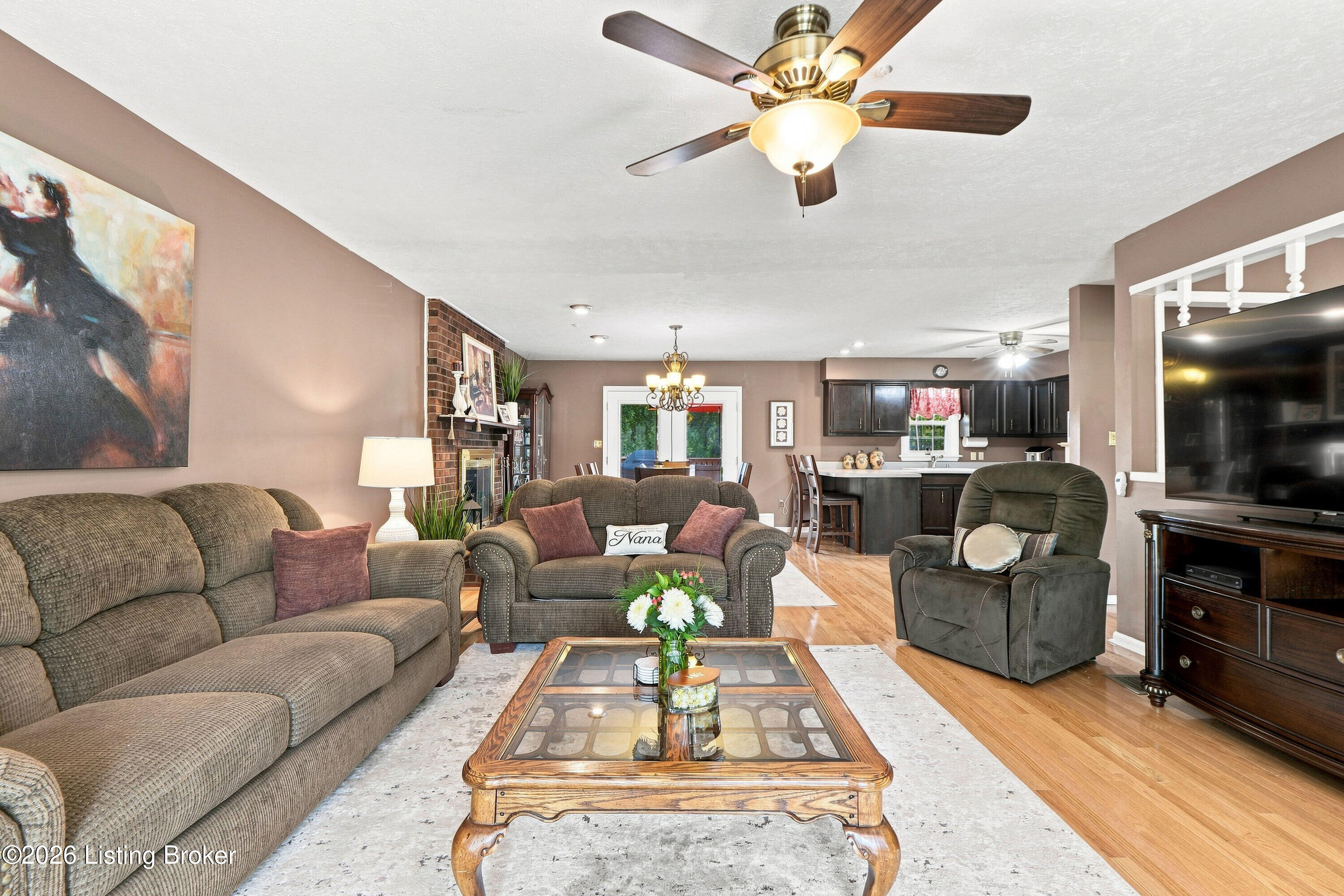 7304 Oswego Cir Property Photo 5
