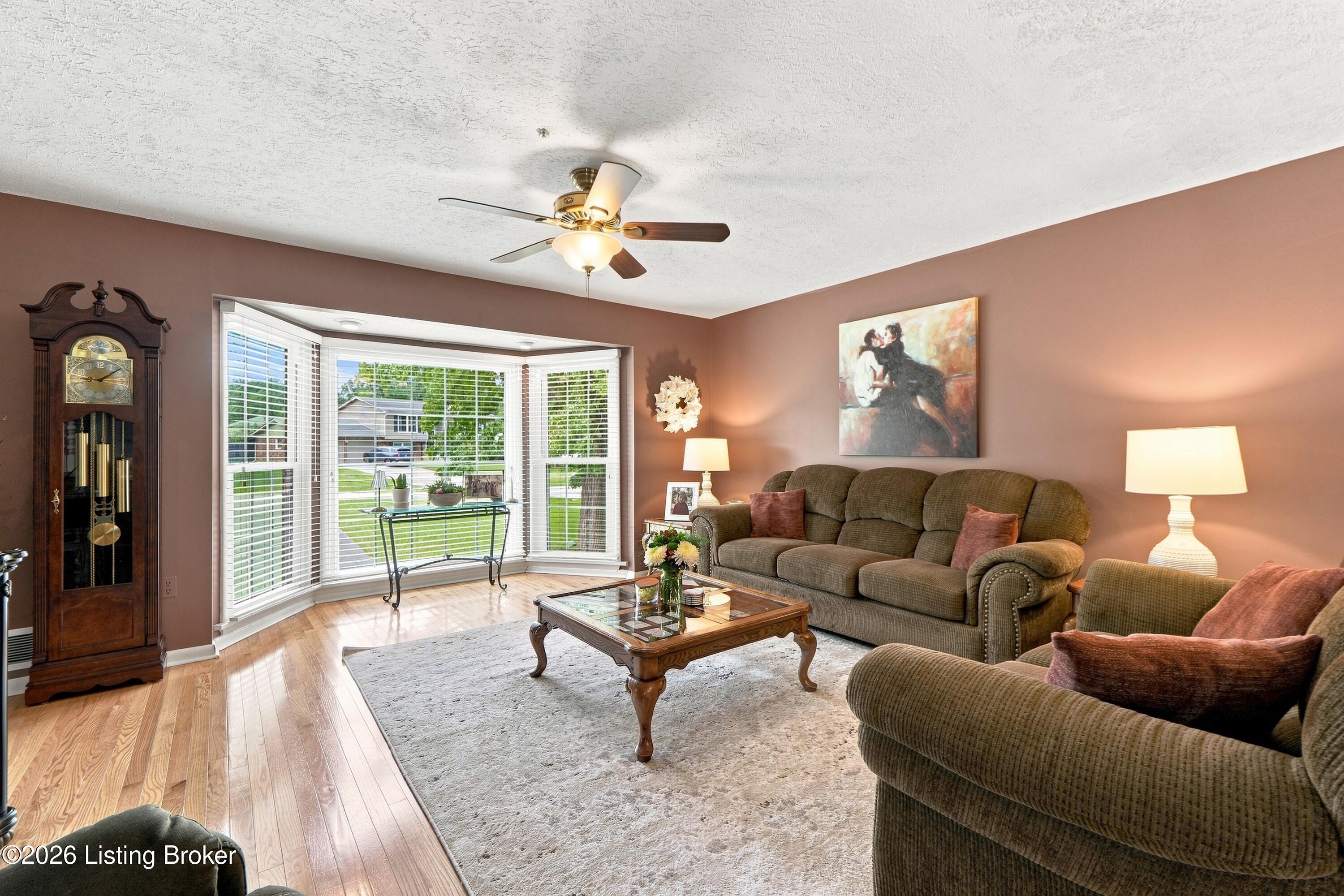 7304 Oswego Cir Property Photo 8