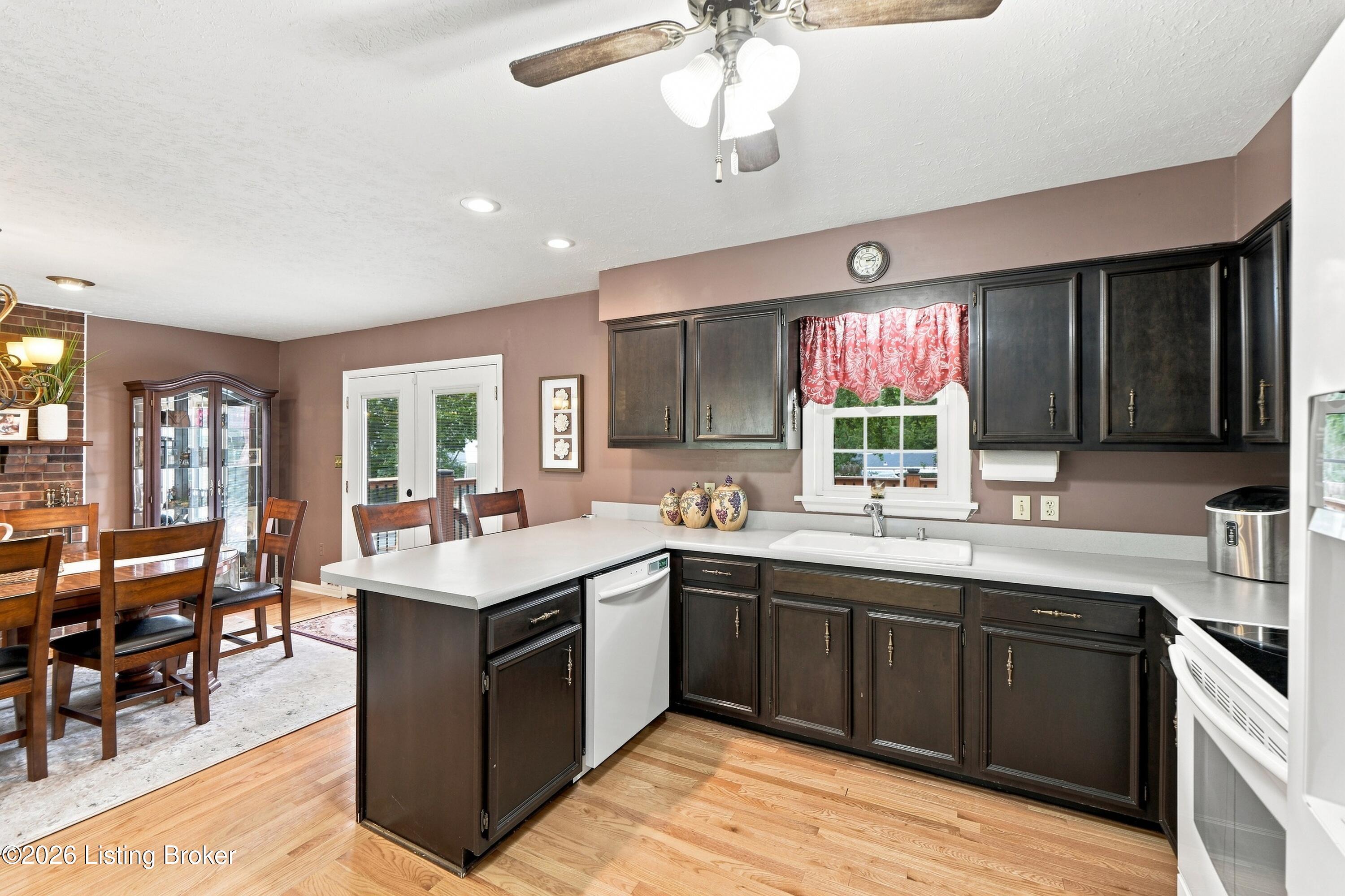 7304 Oswego Cir Property Photo 14