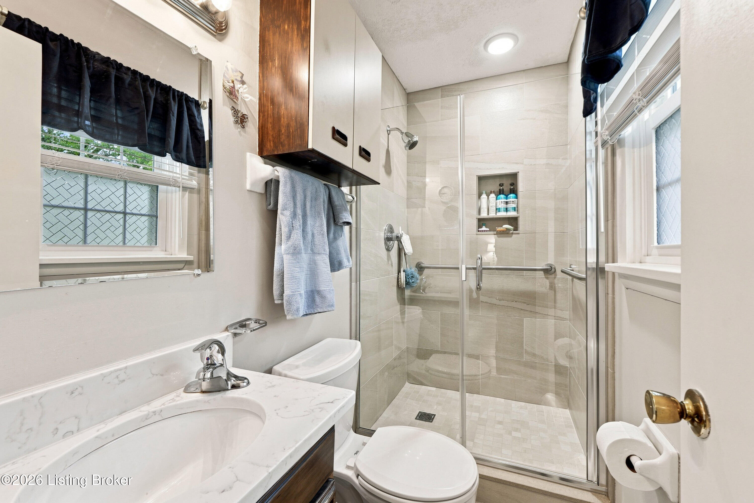 7304 Oswego Cir Property Photo 17