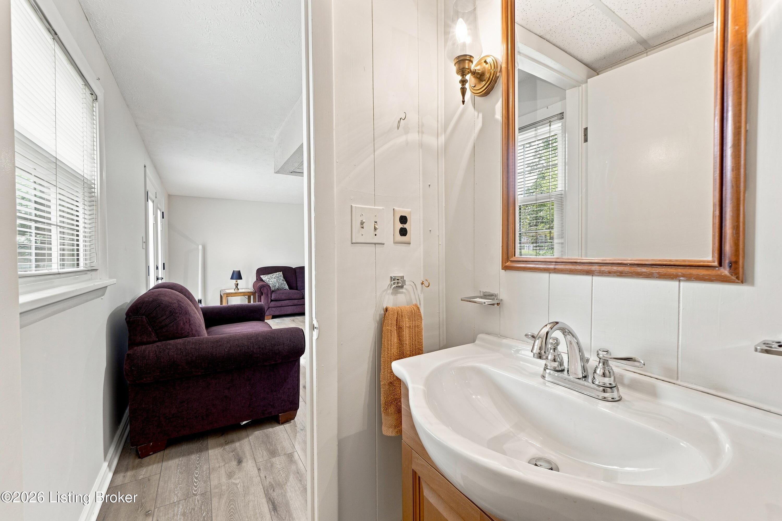 7304 Oswego Cir Property Photo 31