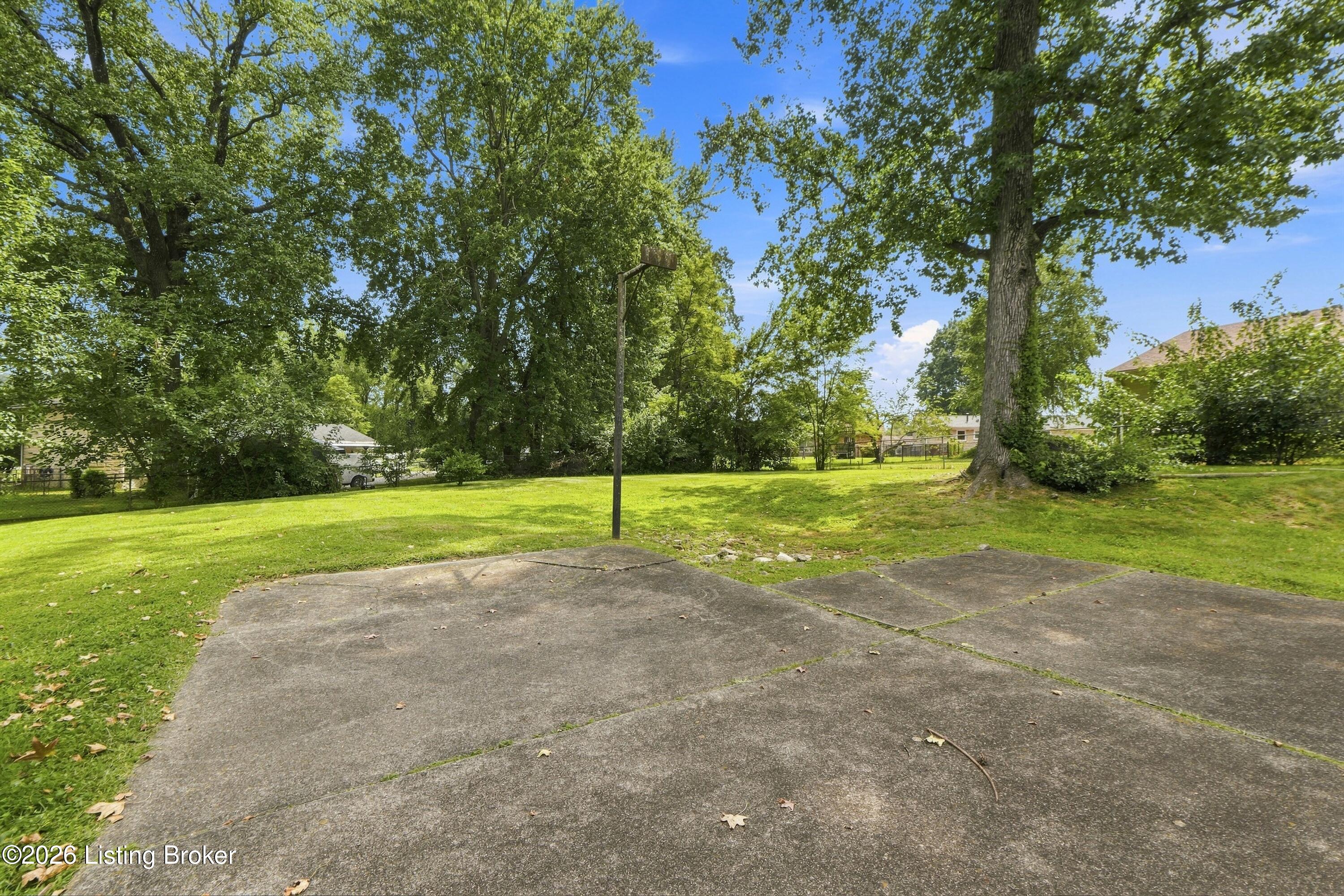 7304 Oswego Cir Property Photo 36