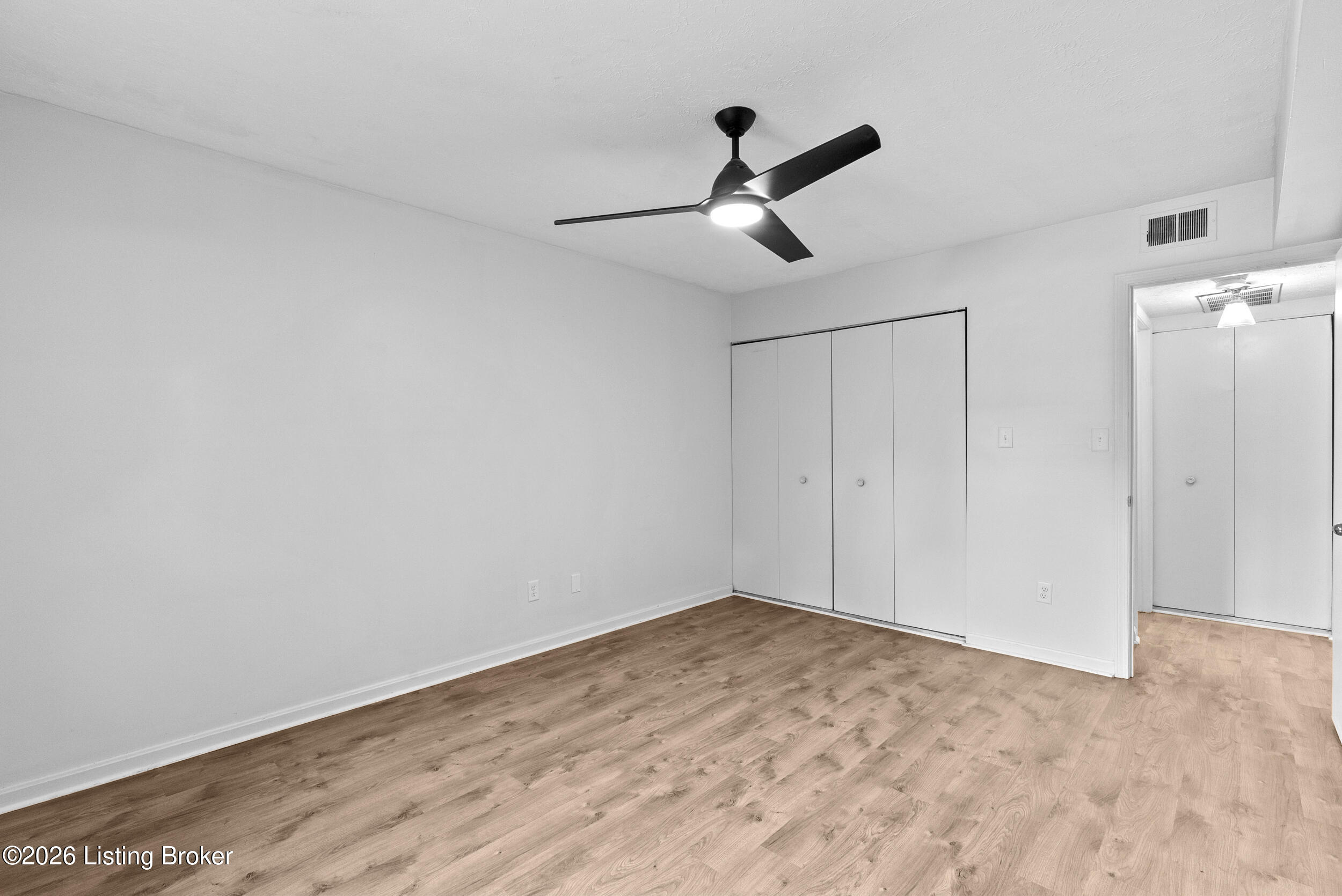 3504 Lodge Ln Apt 131 Property Photo 20