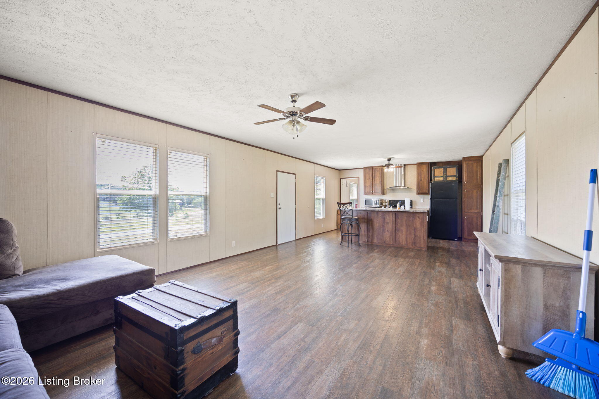 24 Apple Way Property Photo 5