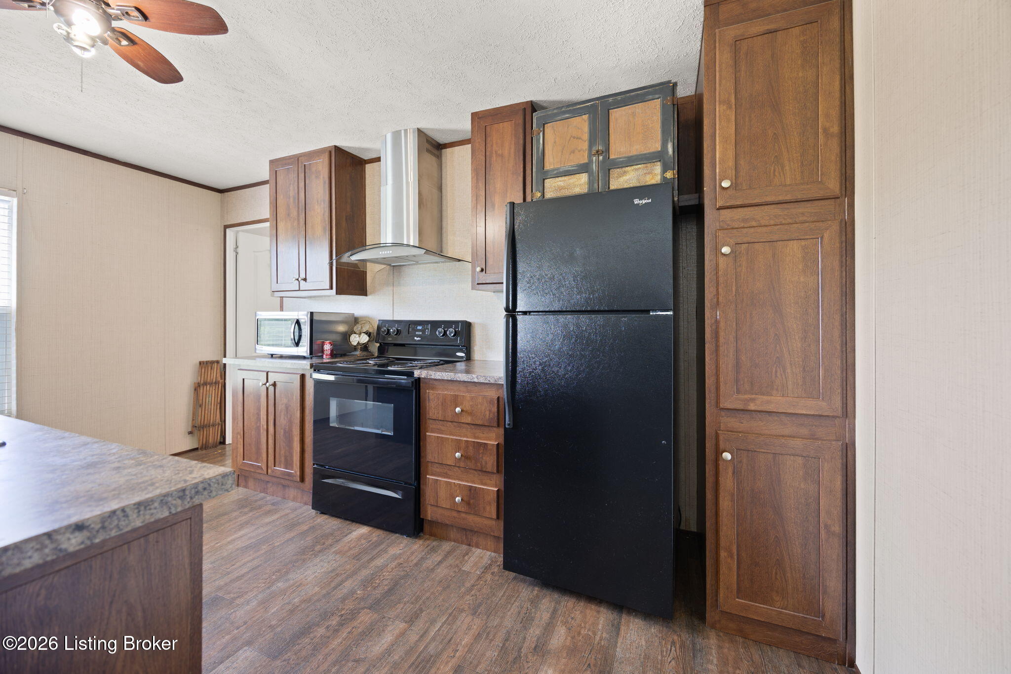 24 Apple Way Property Photo 11