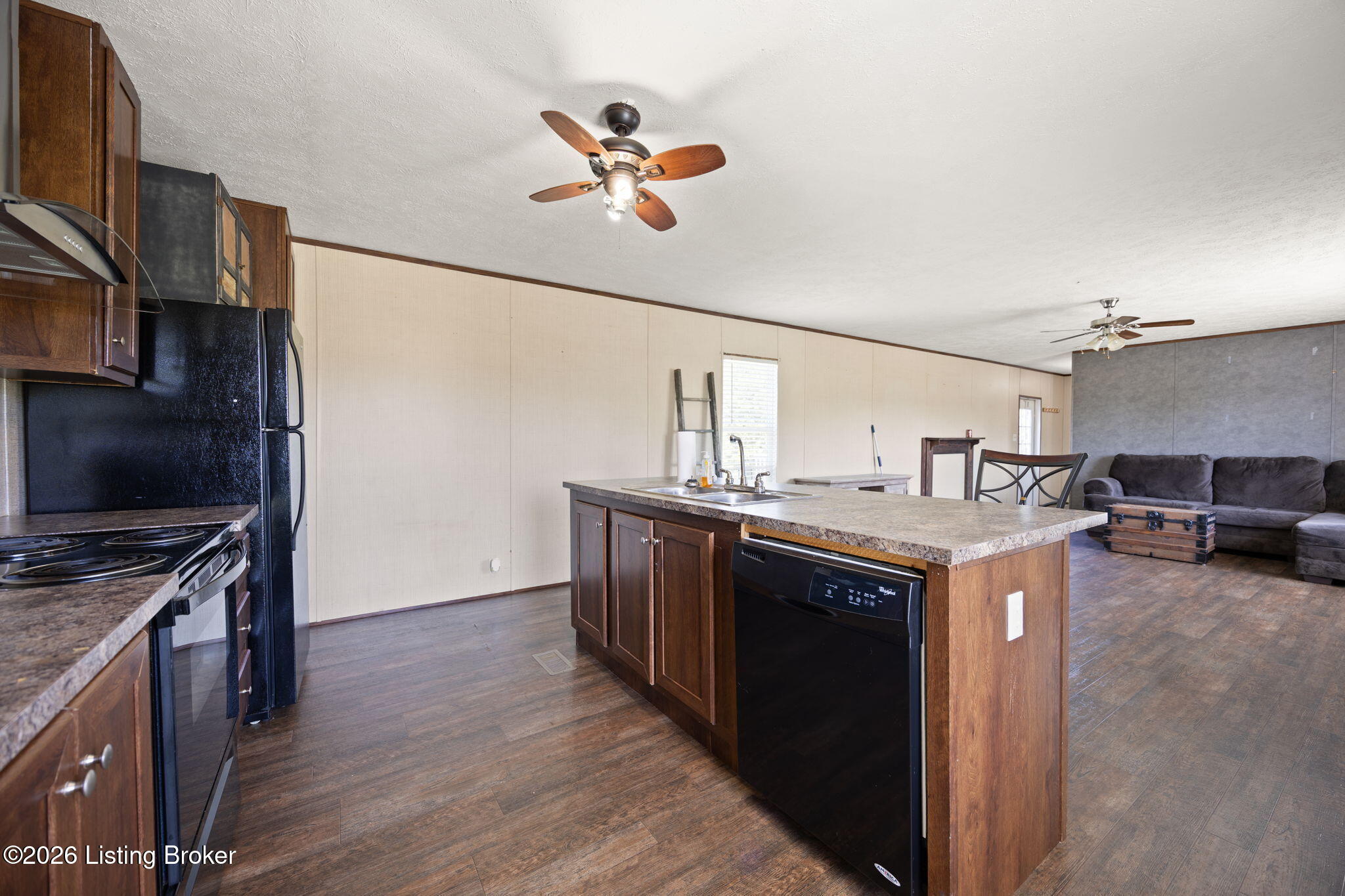 24 Apple Way Property Photo 15