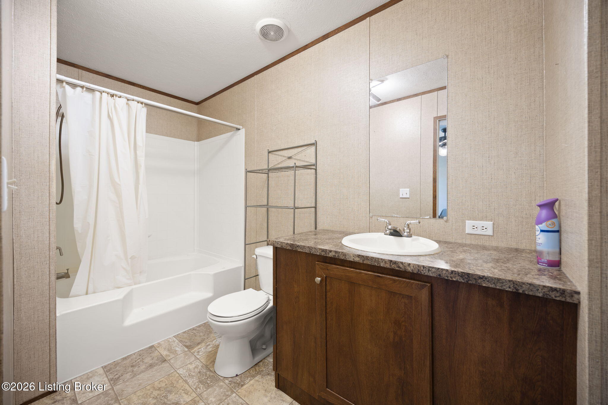 24 Apple Way Property Photo 19